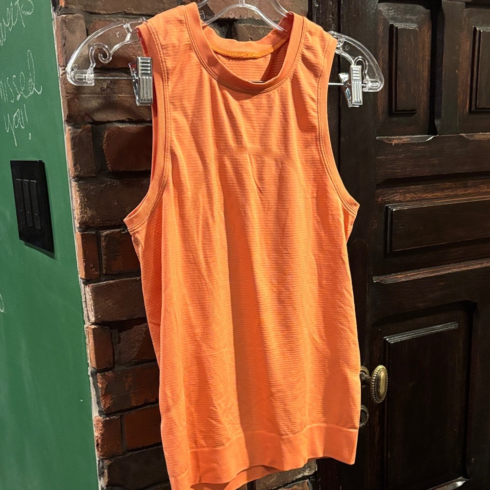 Lululemon Swiftly Lululemon Orange Sleeveless Women's Top box style